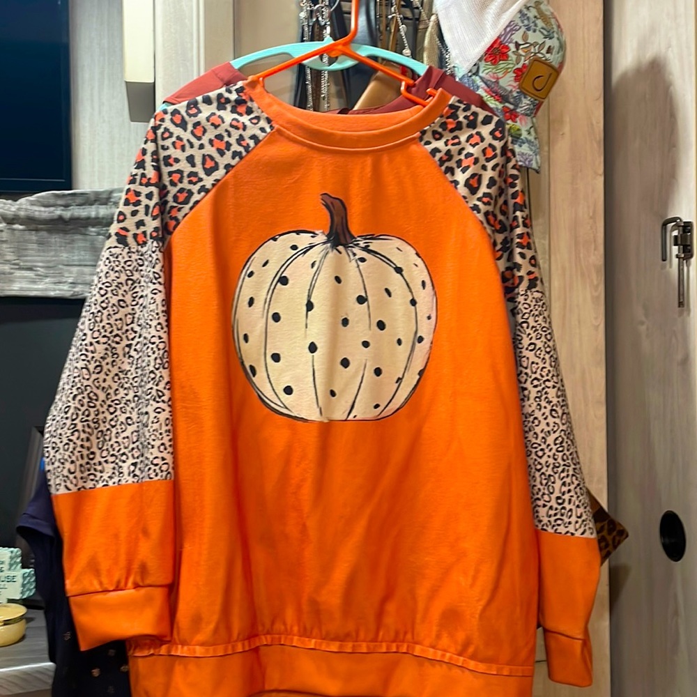 Orange pumpkin cheetah/leopard sweatshirt